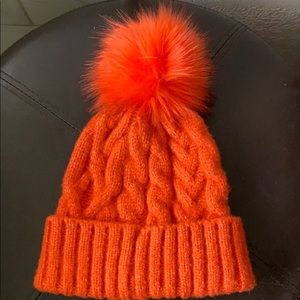 SOLD - TopShop cable knit hat